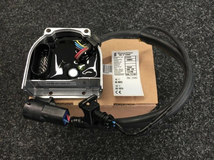 Блок управления 12В Hydronic Focus / Tranzit Connect купить в Санкт-Петербурге